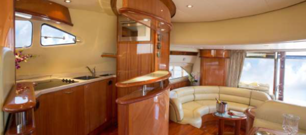 Burjuman Fly - Bridge Super Yacht