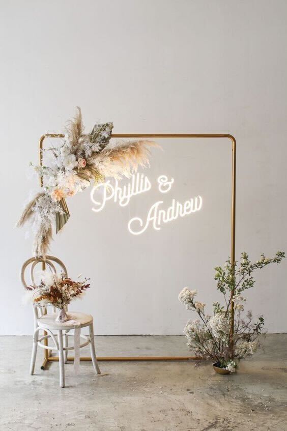 Personalised Neon Lights - Example "Phyllis & Andrew'