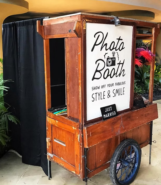 Bali Photobooth | Daytime - 4 Hours Package