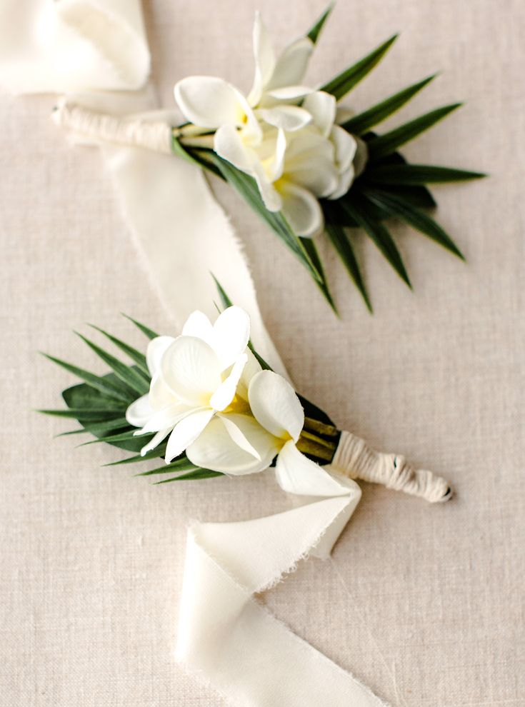 Tropical White Buttonhole Collection