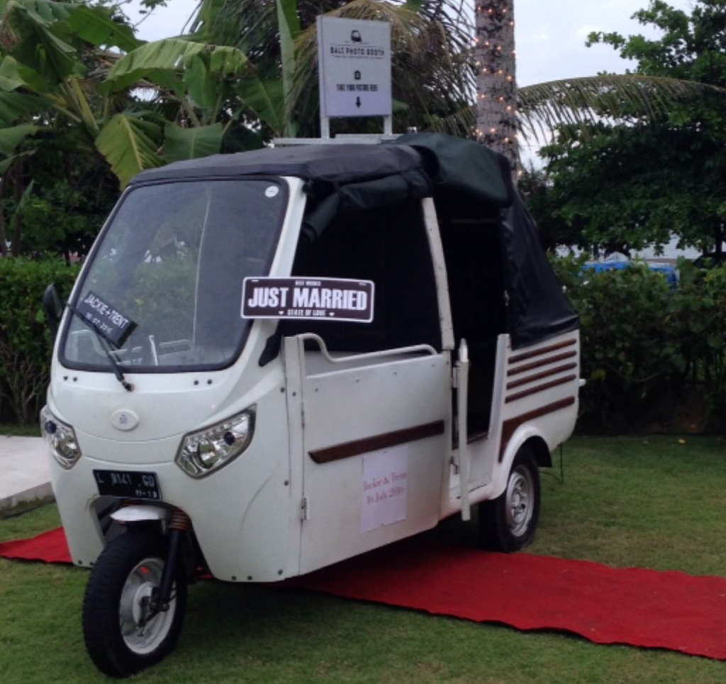 Bali Photobooth | Evening - 2 Hours Package