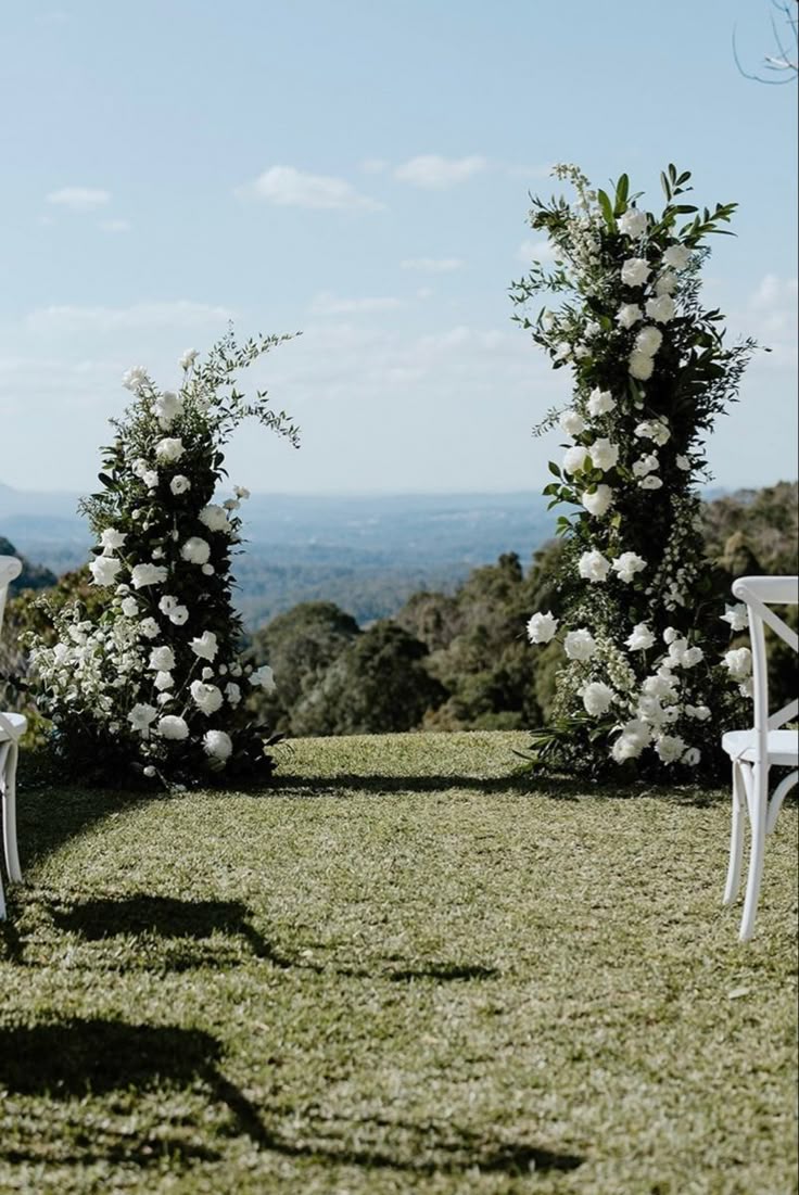 Tropical White Arch
