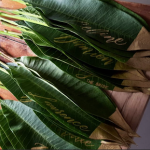 Placecard Frangipani Leaf with Gold Writing